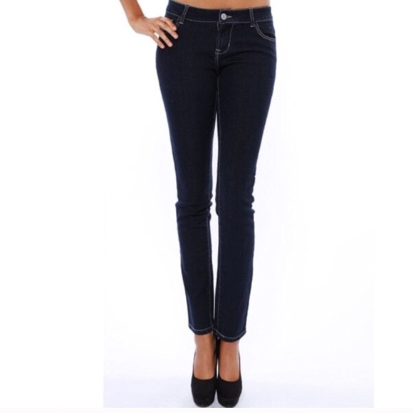 👖 Your New Favorite Skinny Jeans - Picture 2 of 5